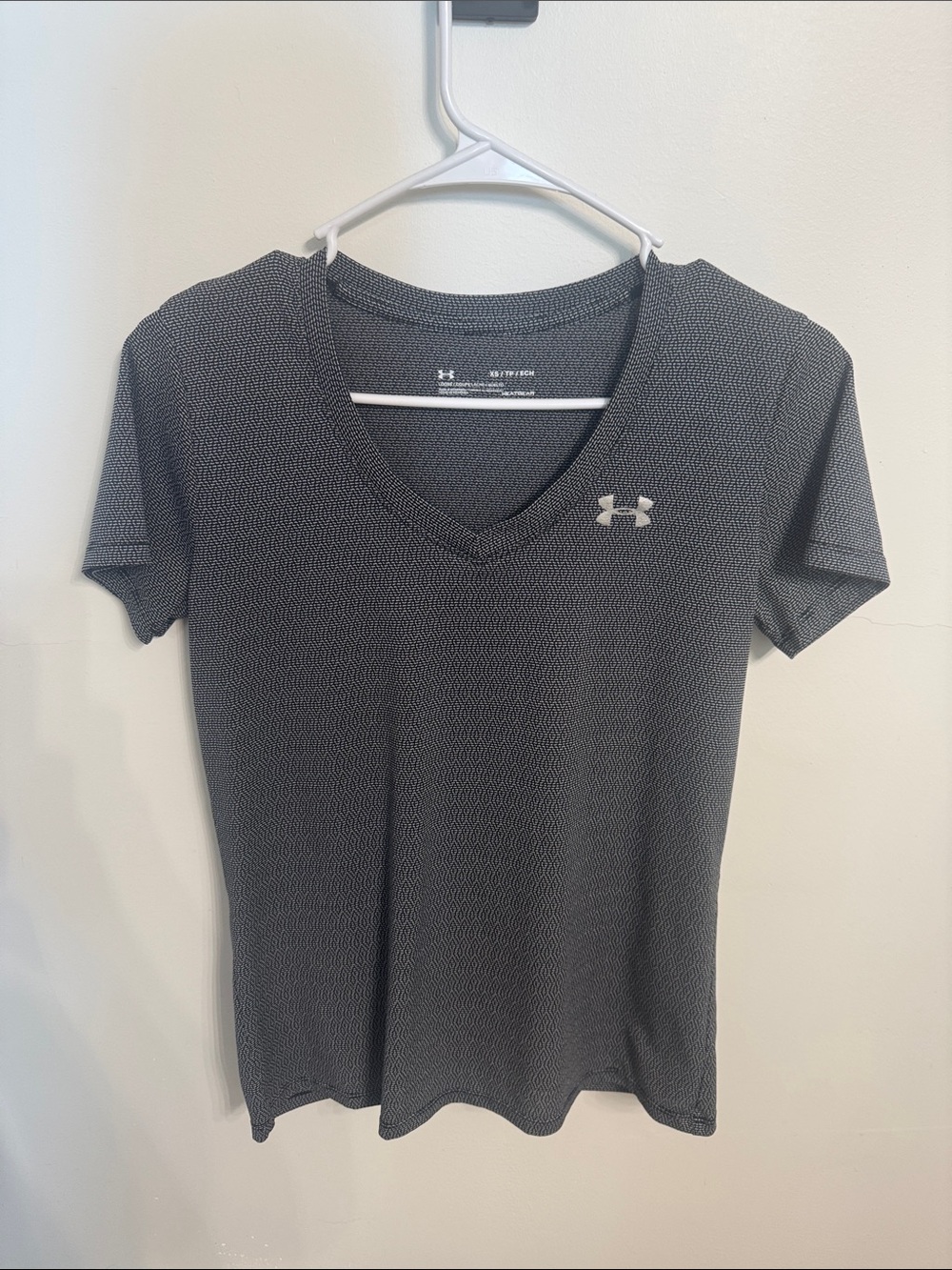 UNDER ARMOUR